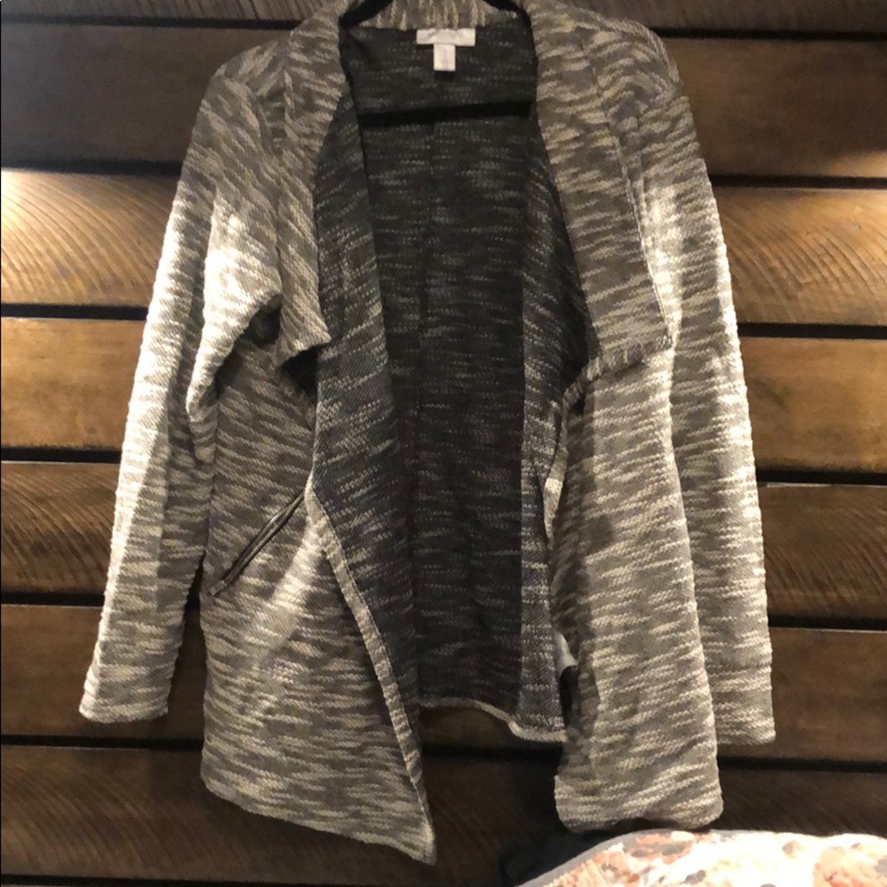 Maternity blazer